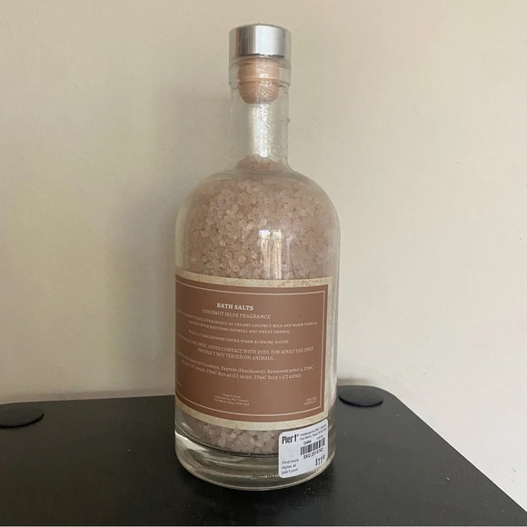 NWT Pier 1 Imports Coconut Isles Scented Bath Salts 30oz Bottle Tropical Relax - Picture 2 of 5